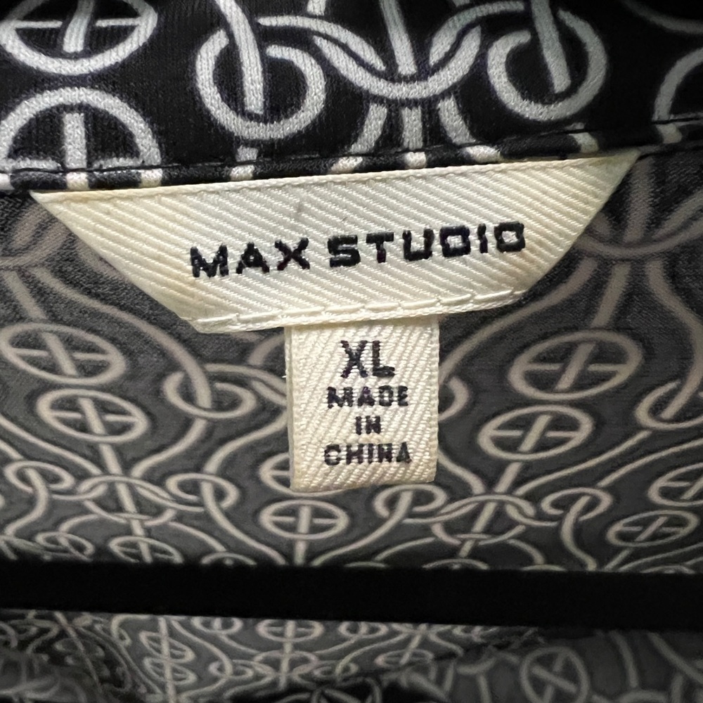 Max Studio print dress. - Picture 3 of 3